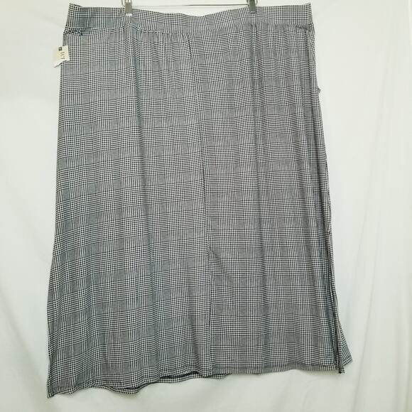 NWT's Terra & Sky Women's Maxi BLACK/WHITE PLAID HOUNDSTOOTH Side Slits Size 4X - Picture 5 of 7